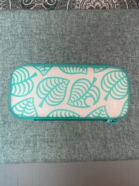 Nintendo Switch Animal Crossing: New Horizons Aloha Edition Carrying Case